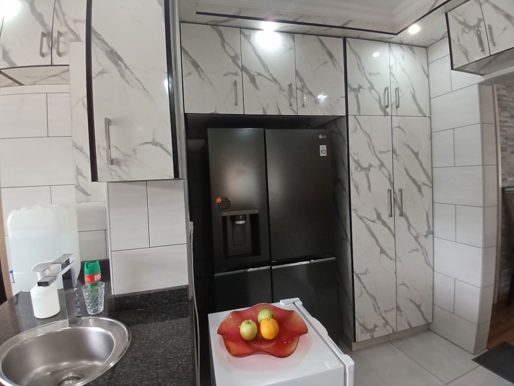 House let in Veldenvlei - 1RY1704293 House let in Veldenvlei - 1RY1704293