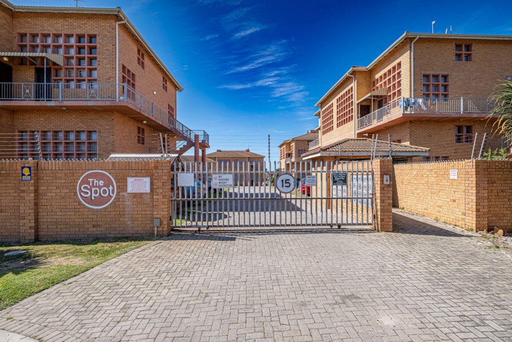 Apartment for sale in Bluewater Bay, Port Elizabeth, Gqeberha - 1PLZ1693762 Apartment for sale in Bluewater Bay, Port Elizabeth, Gqeberha - 1PLZ1693762