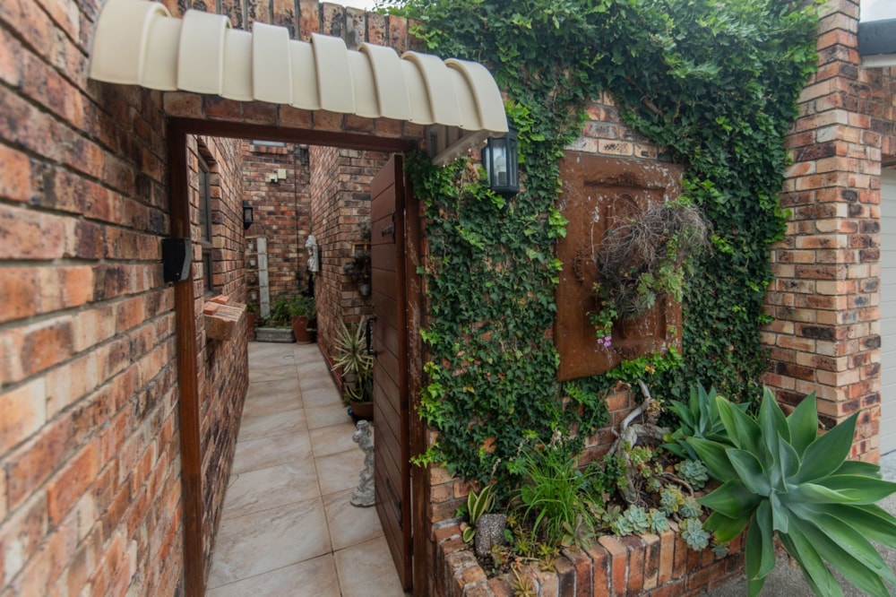 Townhouse for sale in Humewood - 1PLZ1693737