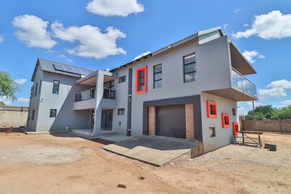 House for sale in Hectorspruit - 1NK1695791