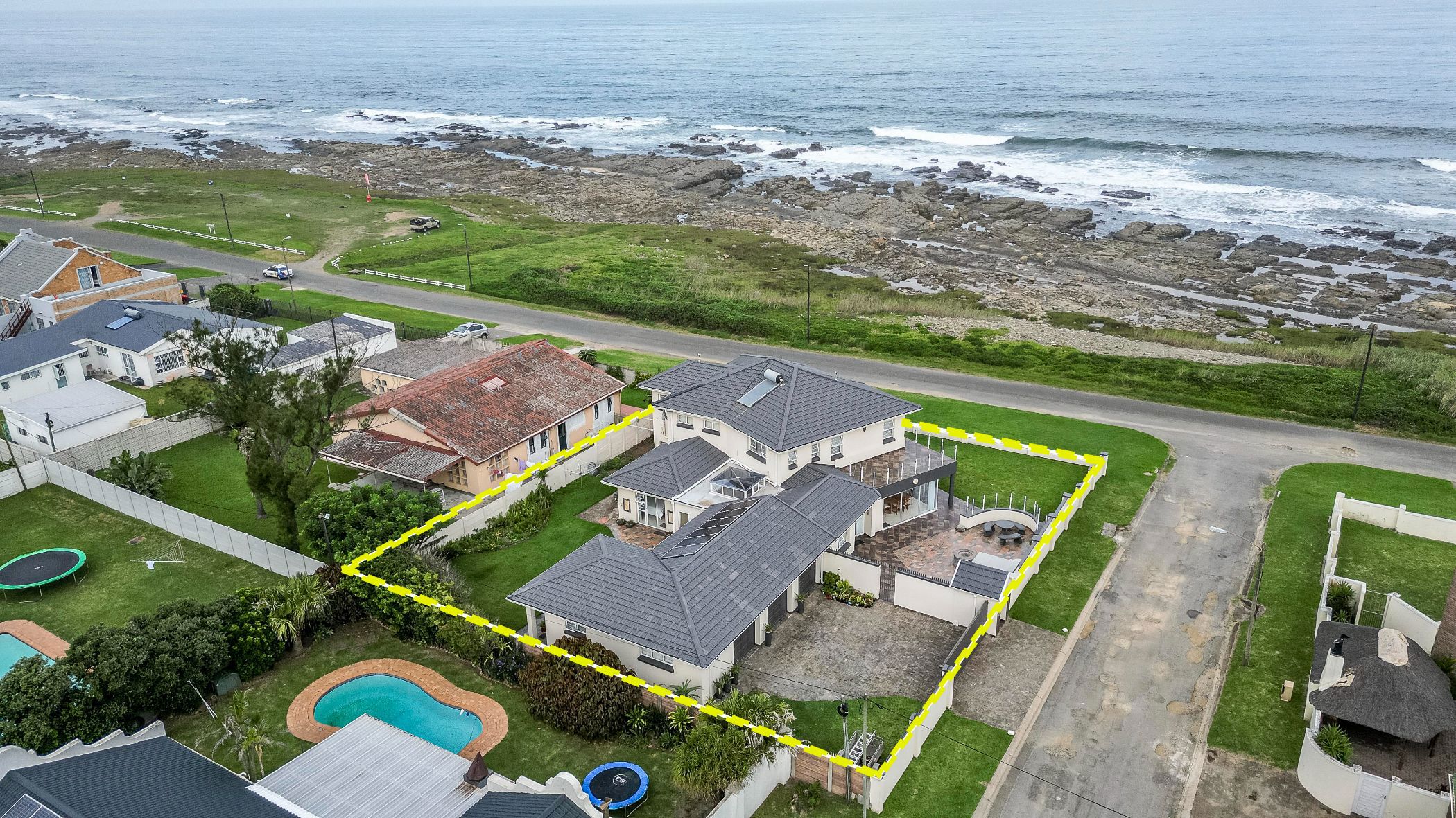 House for sale in Gonubie - 1EZ1692888