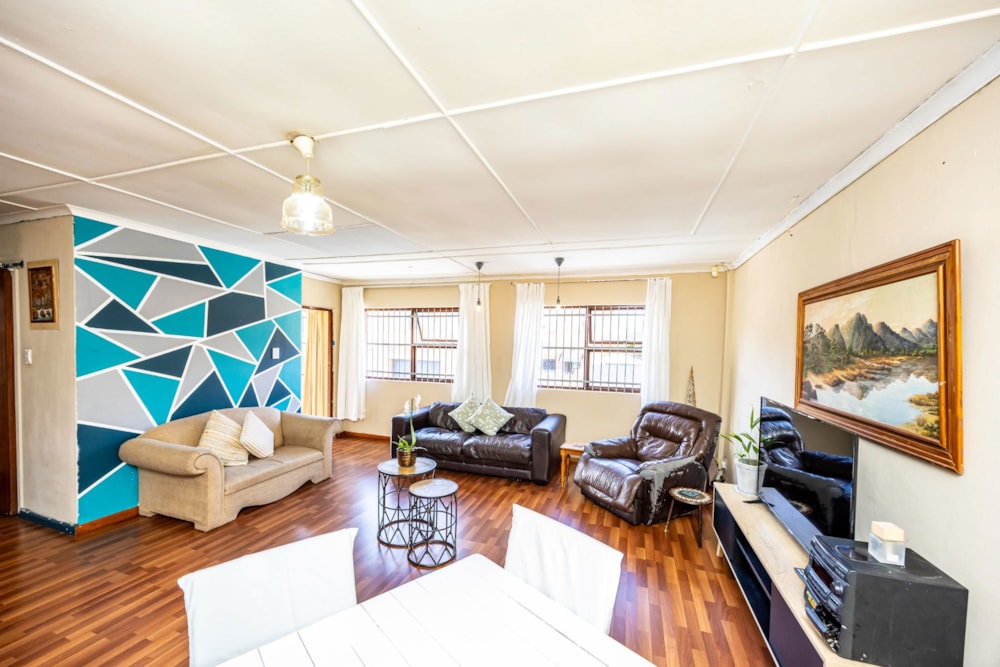 Townhouse for sale in Gonubie - 1EZ1694113