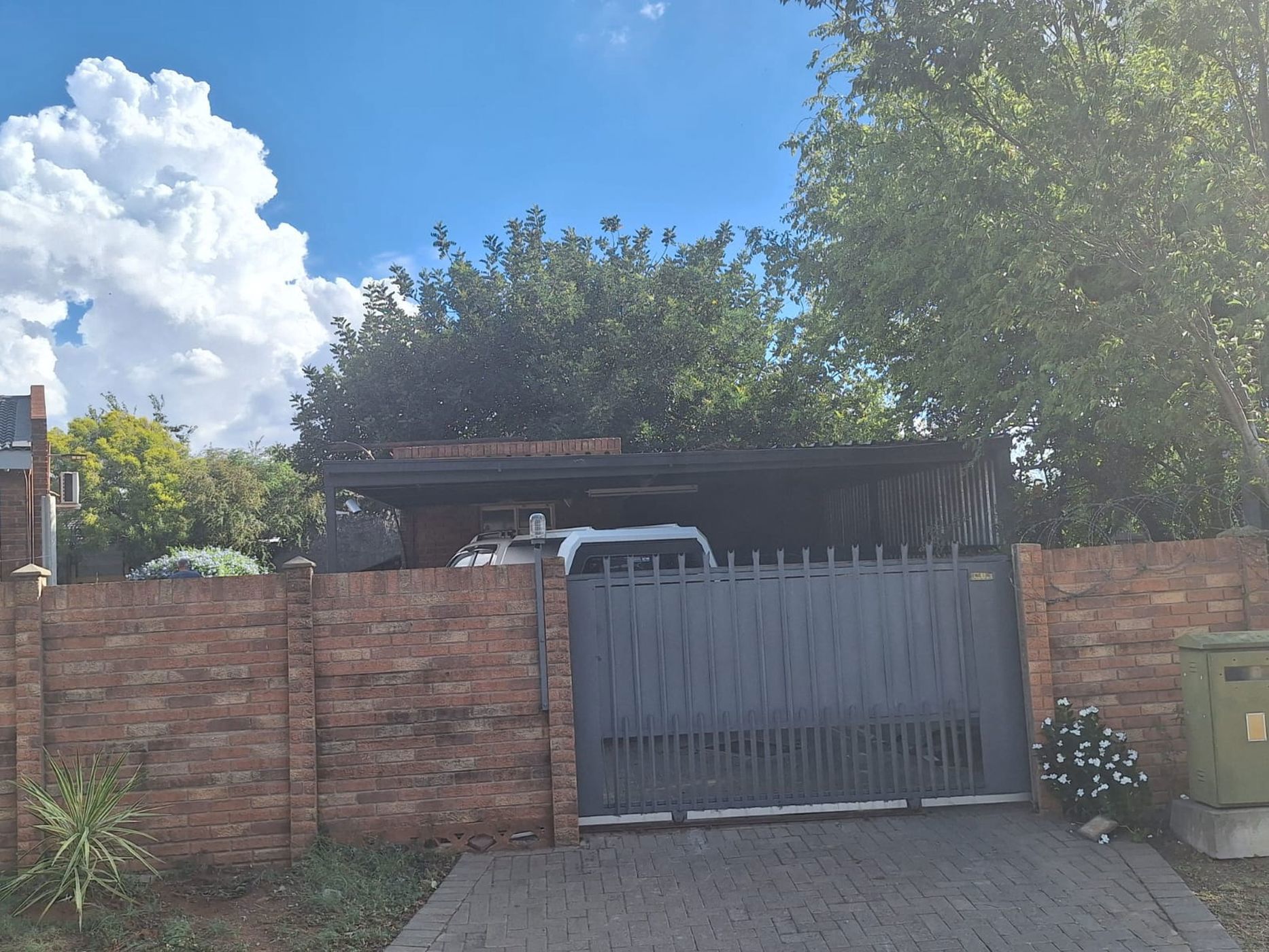 House for sale in Hillsboro - 1BX1694033