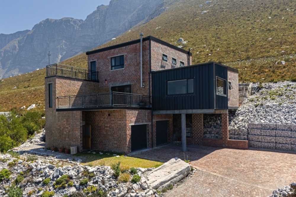 House for sale in Bettys Bay - KN1725268