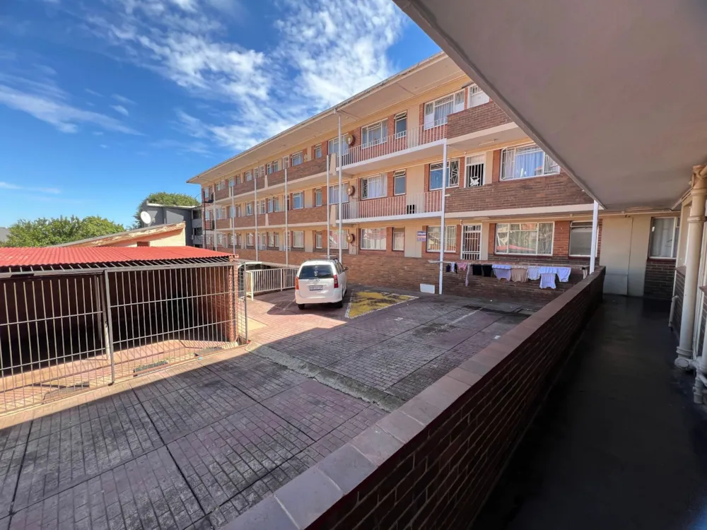 Apartment for sale in Westdene, Bloemfontein - 1BX1695035 Apartment for sale in Westdene, Bloemfontein - 1BX1695035