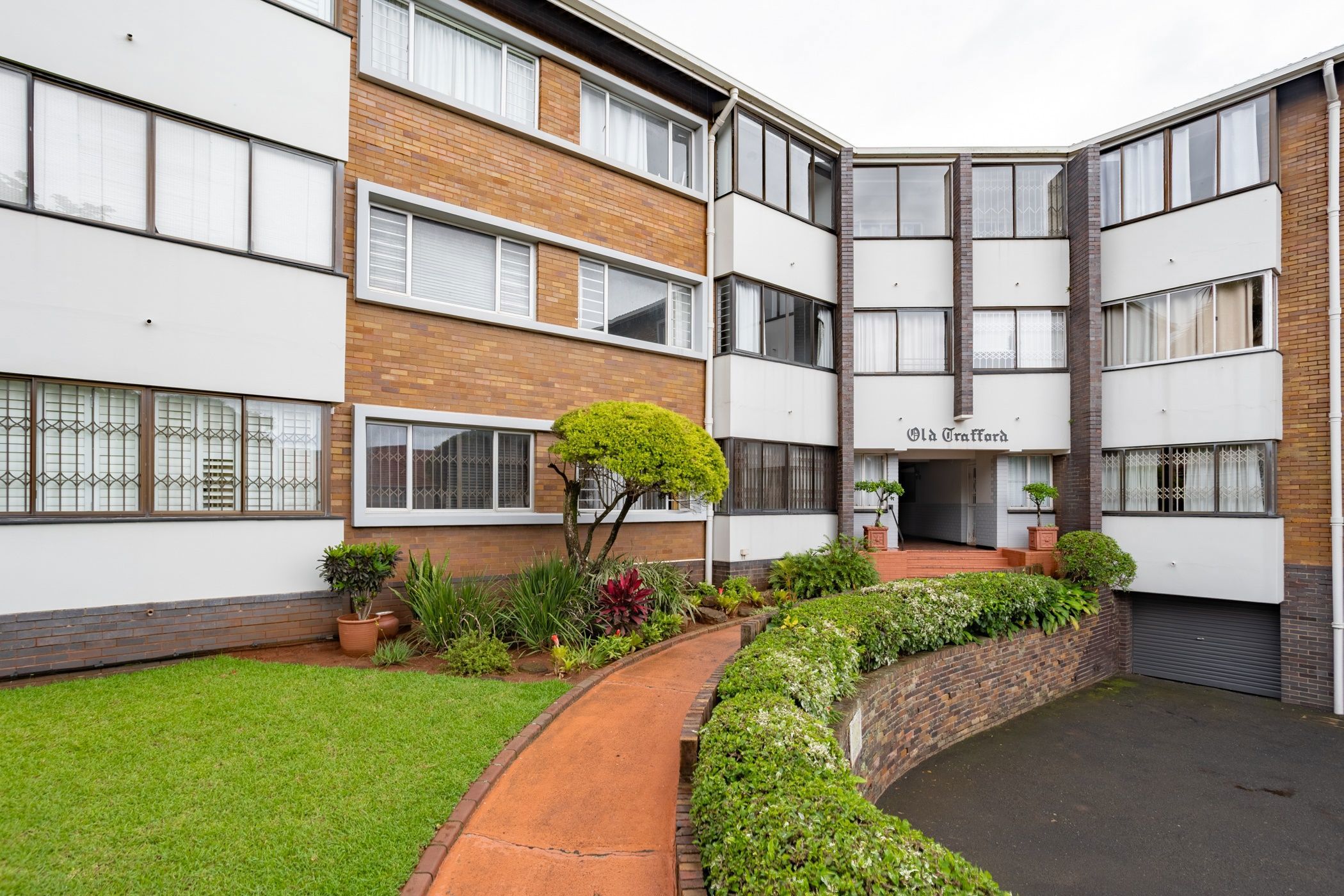 Apartment let in Morningside, Durban - 1DA1727205