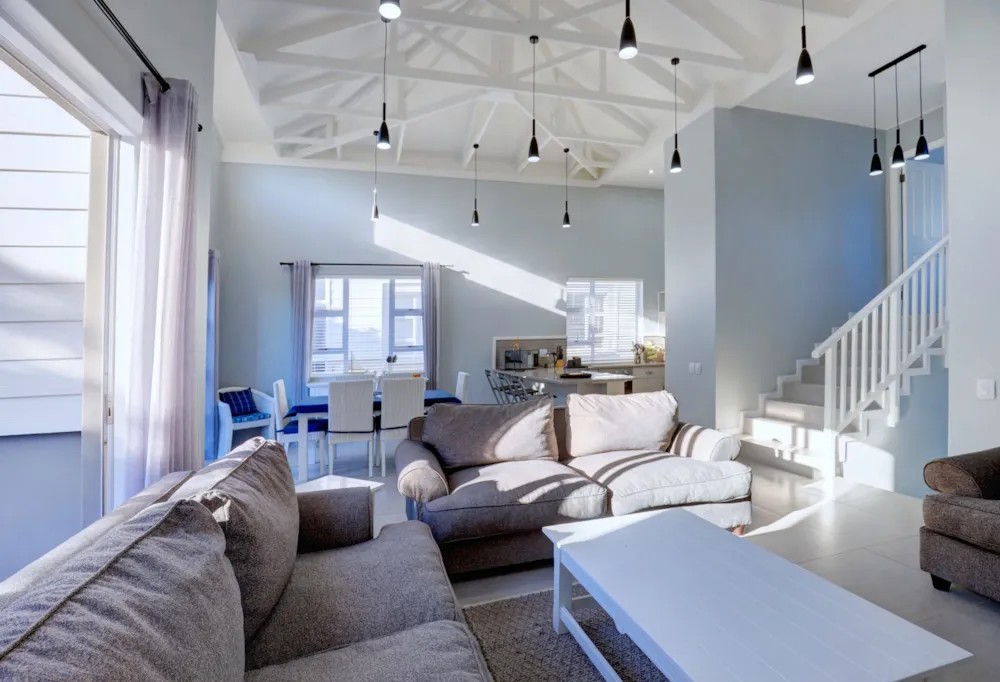 Townhouse for sale in Pinnacle Point Golf Estate - 1MB1696264