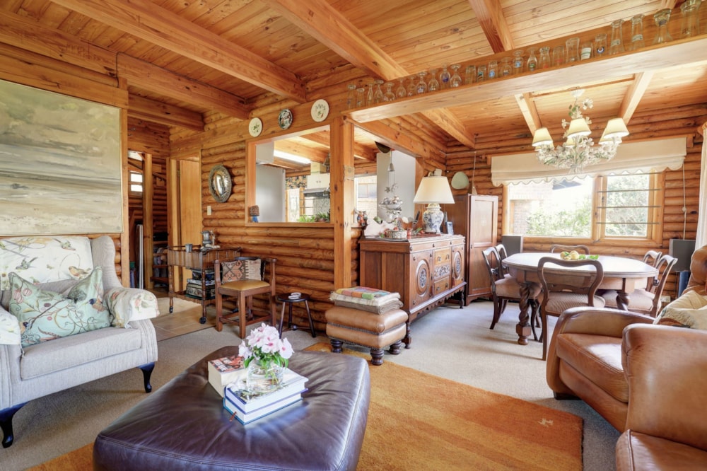 House for sale in Fraaiuitsig - 1MB1693110 House for sale in Fraaiuitsig - 1MB1693110