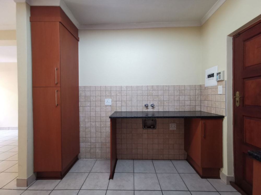 Townhouse sold in Bendor Park - 1PS1691571 Townhouse sold in Bendor Park - 1PS1691571