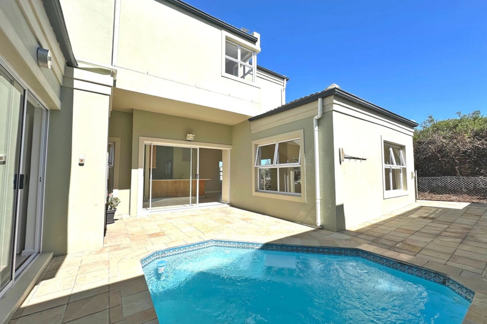 Double-storey house sold in Big Bay - 1TV1695922 Double-storey house sold in Big Bay - 1TV1695922