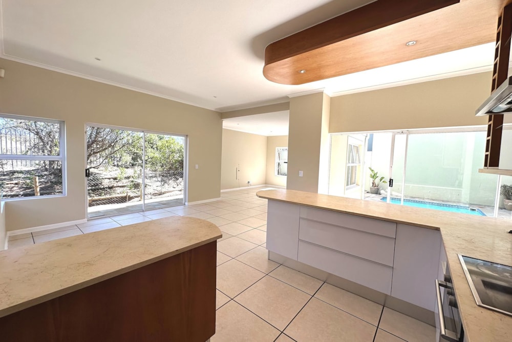 Double-storey house sold in Big Bay - 1TV1695922 Double-storey house sold in Big Bay - 1TV1695922