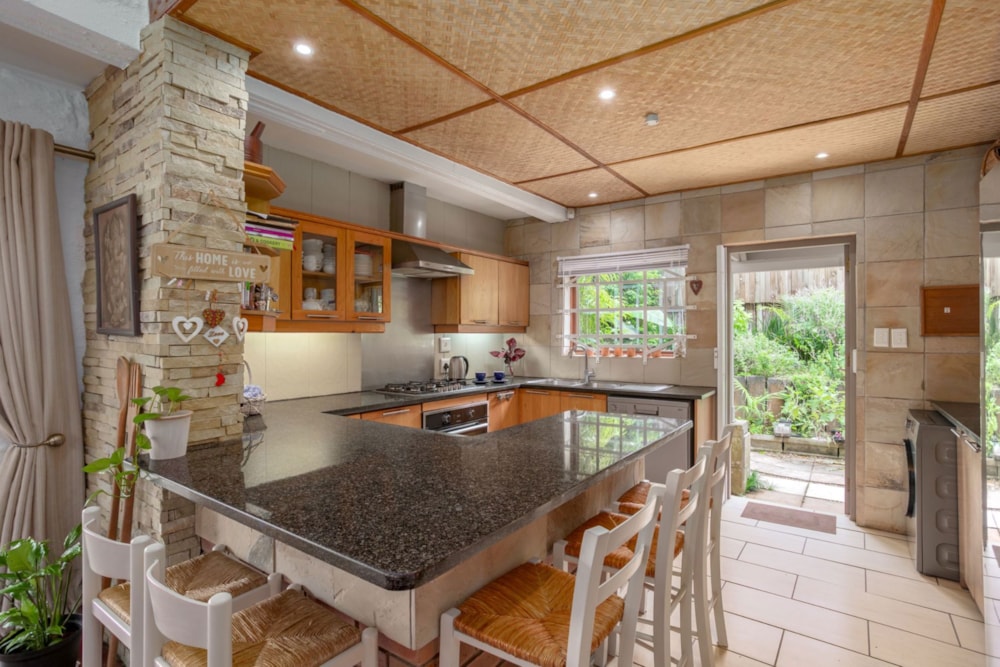 House sold in Kloof - 1KF1694674 House sold in Kloof - 1KF1694674