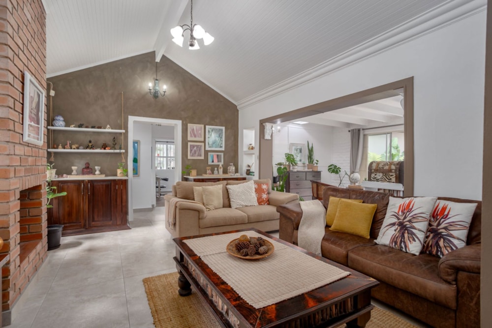 House sold in Kloof - 1KF1694674 House sold in Kloof - 1KF1694674