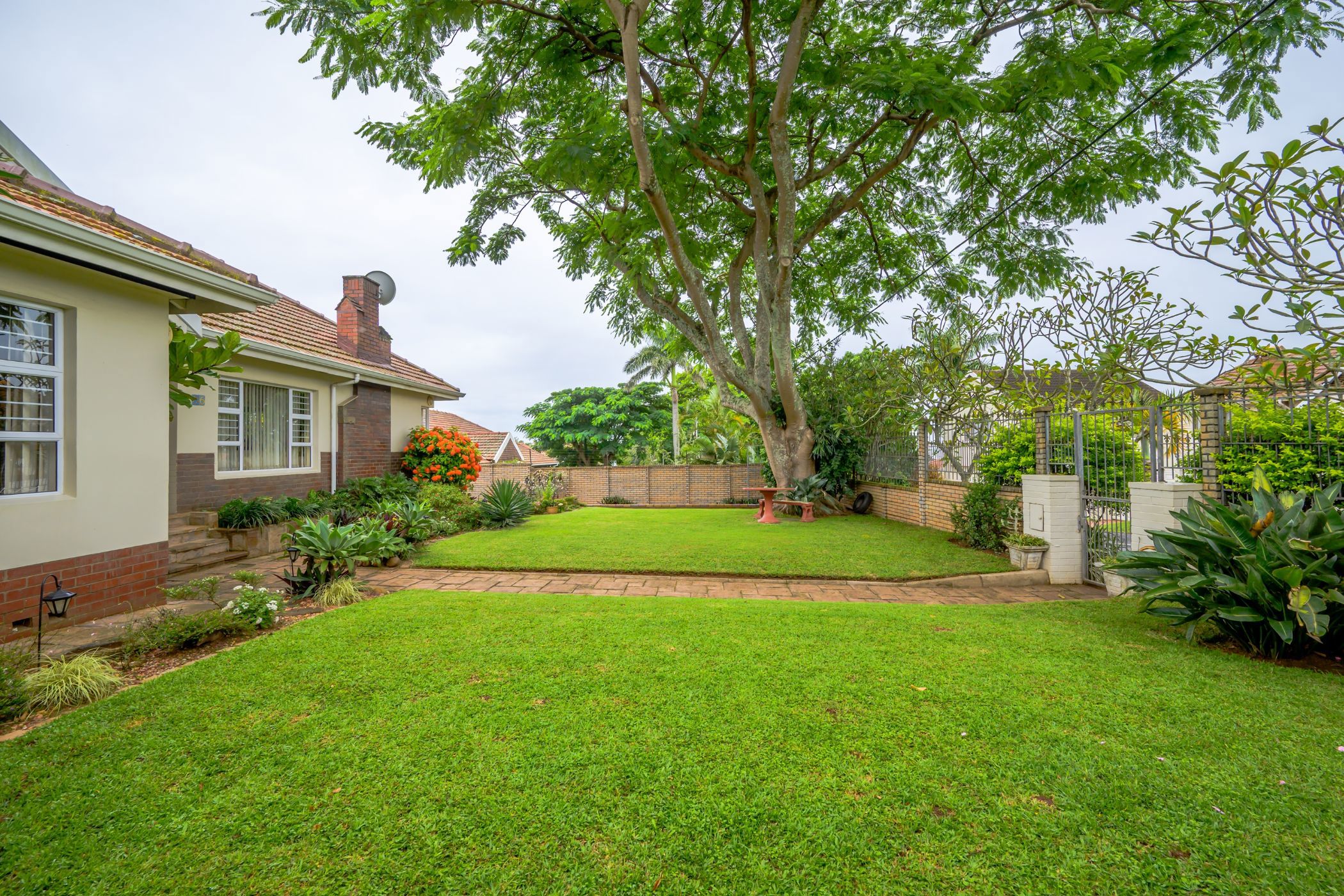 House sold in Durban North - 1ND1692758