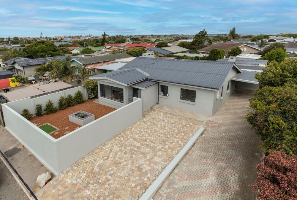 House for sale in Mossel Bay - 1MB1691942 House for sale in Mossel Bay - 1MB1691942