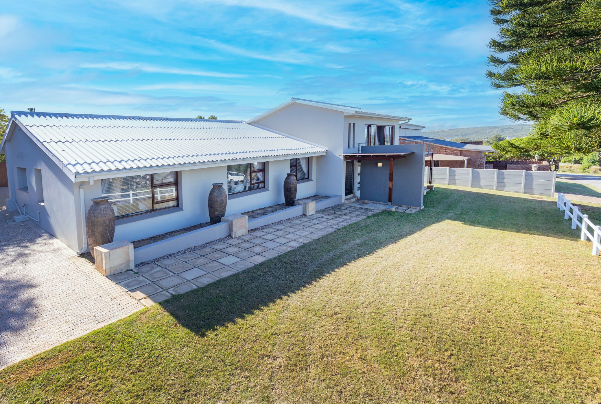 House for sale in Hartenbos - 1MB1695185