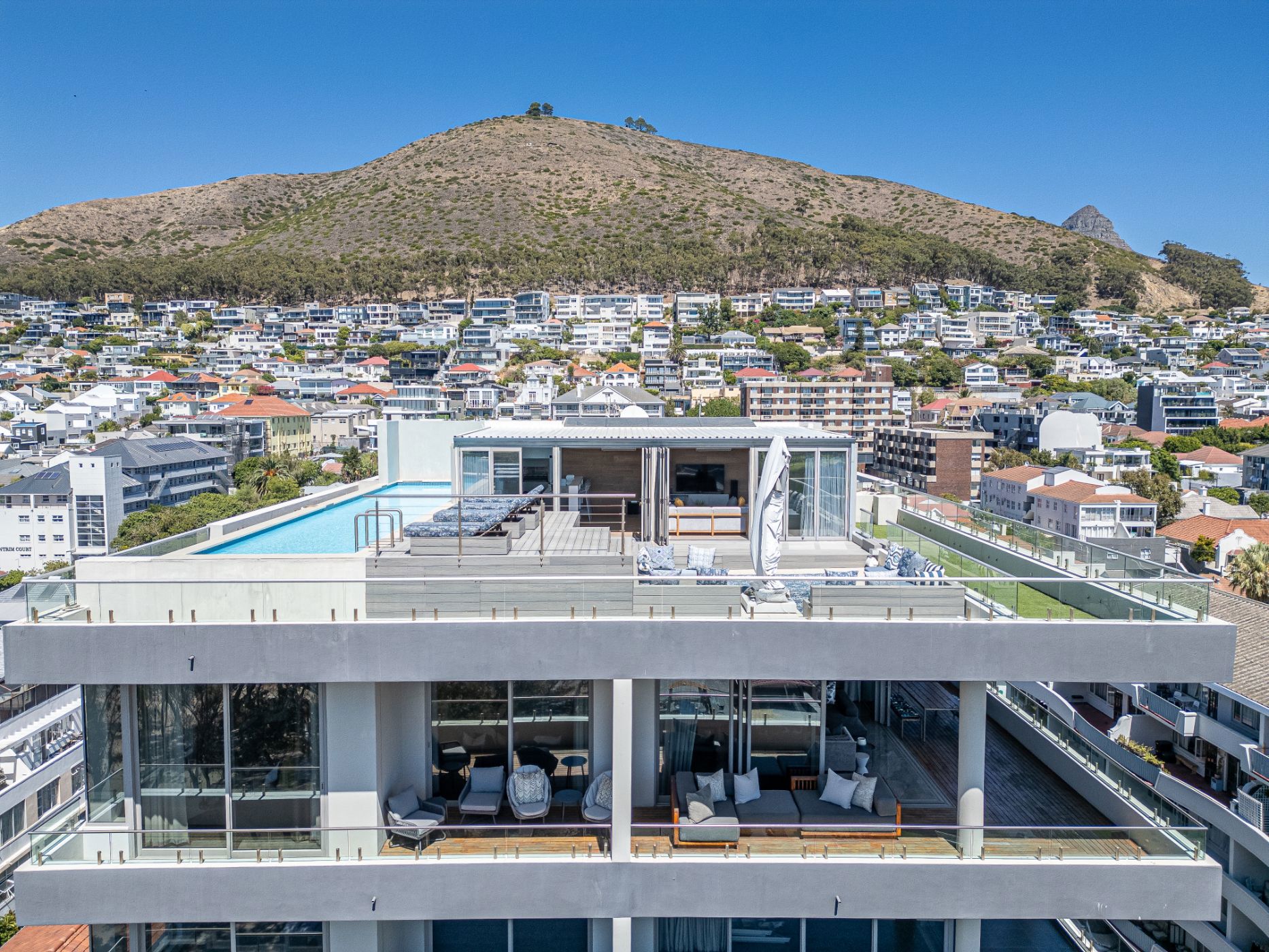 Apartment for sale in Green Point, Cape Town - AS1693428