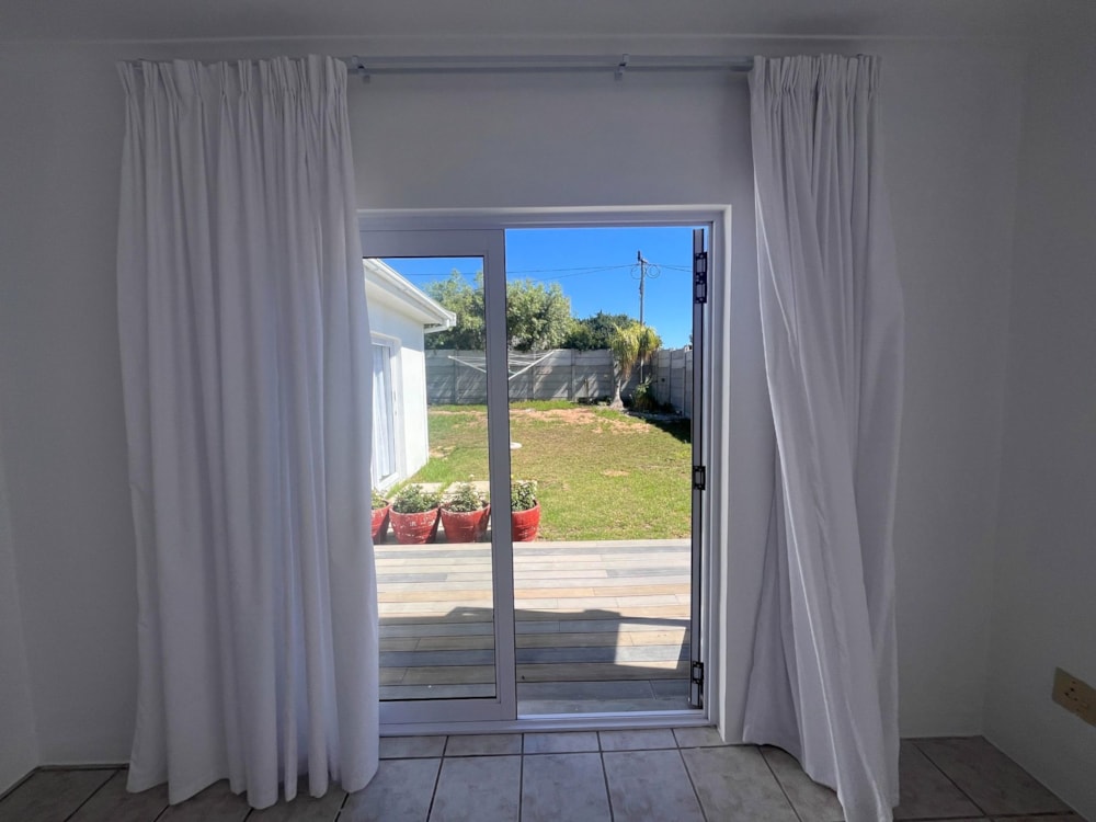 House let in Yzerfontein - LBL1695510 House let in Yzerfontein - LBL1695510