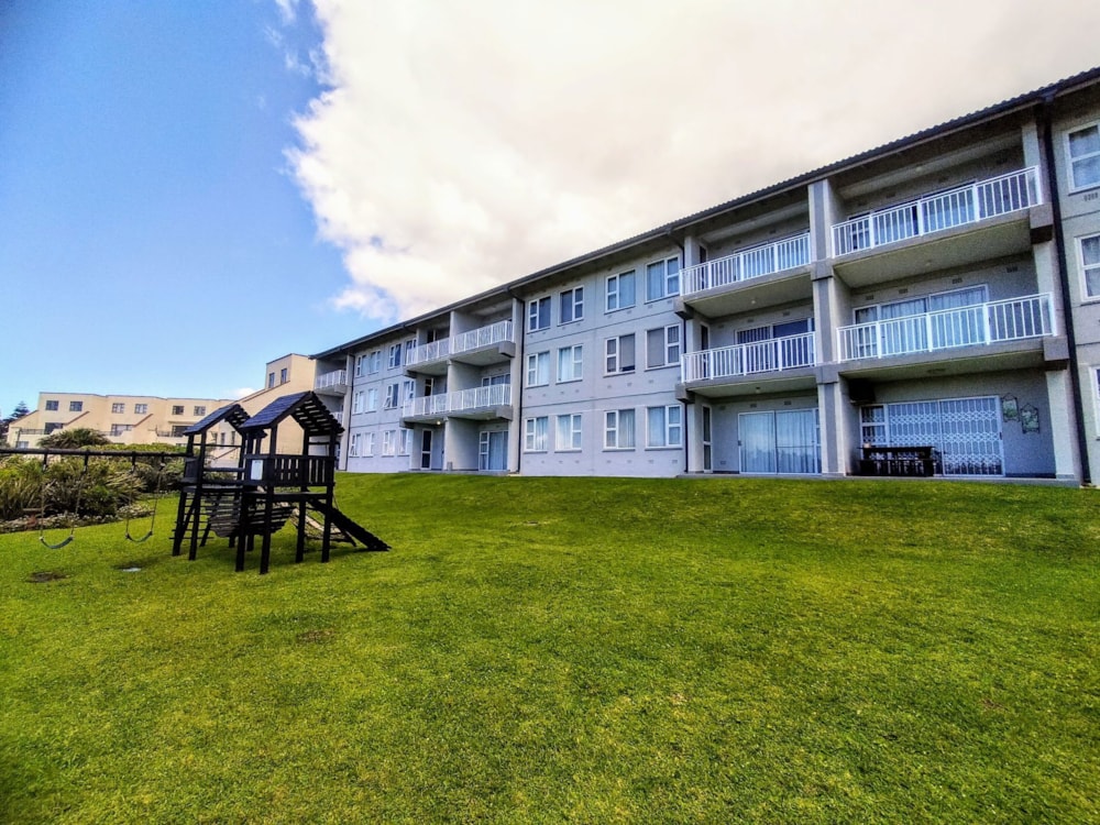 Apartment for sale in Uvongo - 1PSH1746490