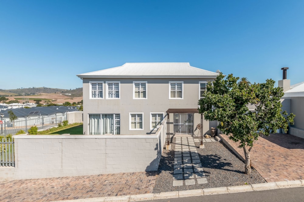 House for sale in Brackenfell South - 1BC1695440 House for sale in Brackenfell South - 1BC1695440