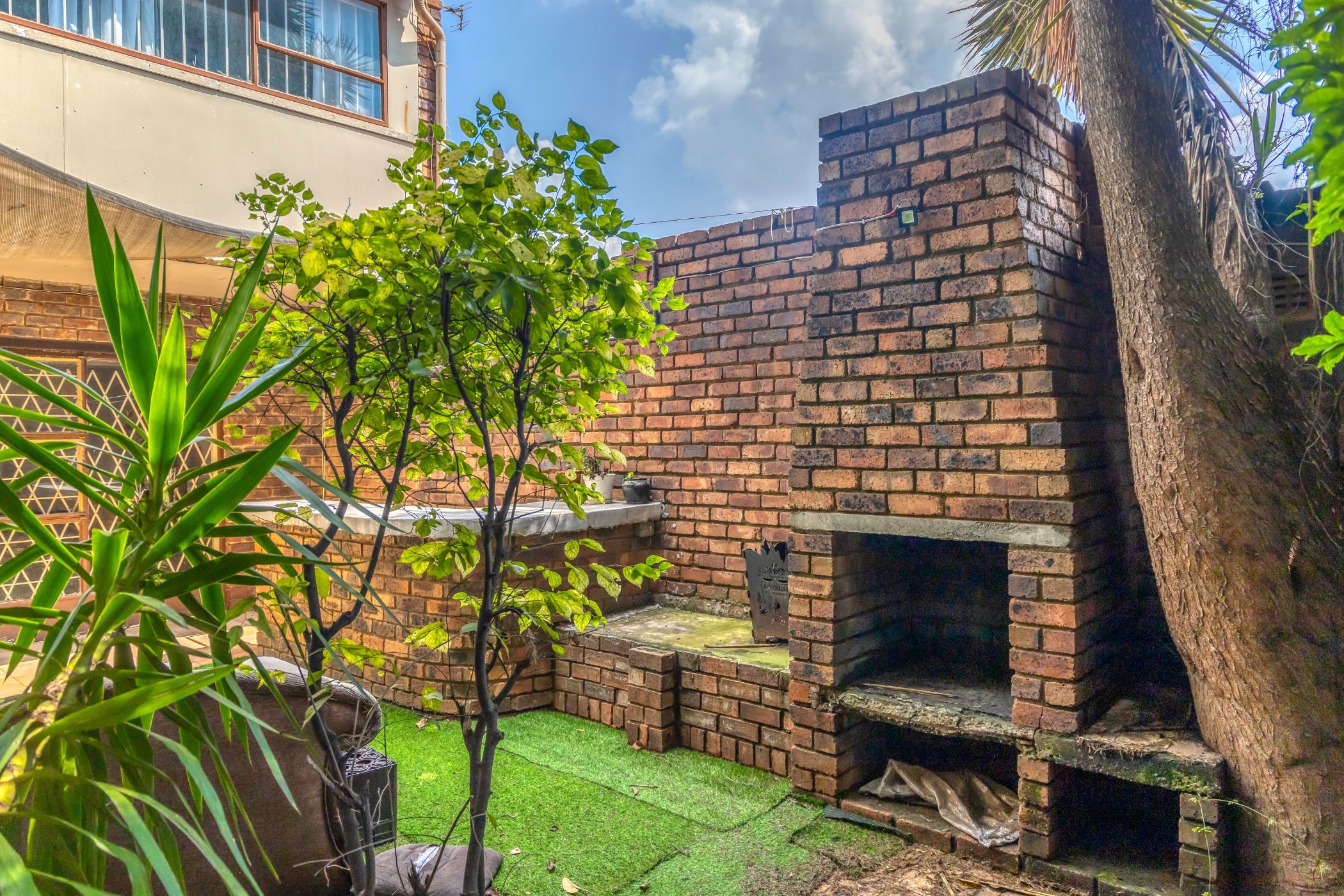 Apartment sold in Windsor East - RAN1691501