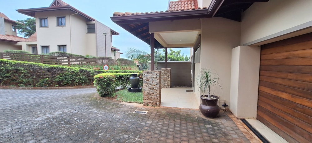 Double-storey cluster for sale in Izinga - 1ND1695938