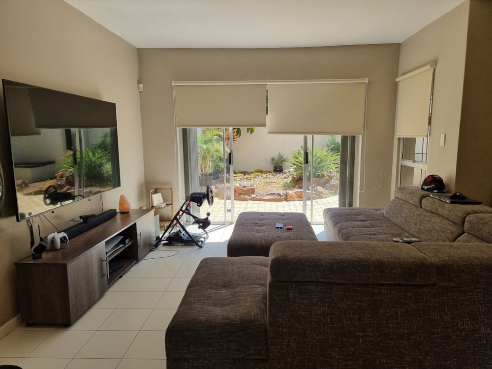 Townhouse let in Durban North - 1ND1695064 Townhouse let in Durban North - 1ND1695064