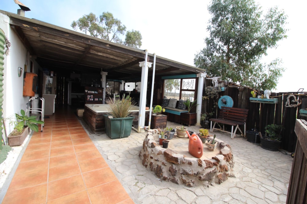 Smallholding for sale in Dwarskersbos - LA1695567