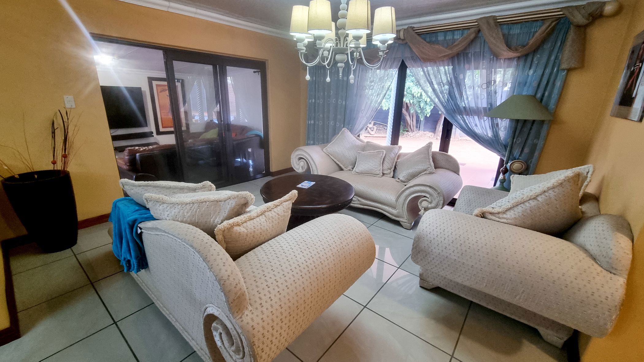 House for sale in Uitsig, Bloemfontein - 1BX1721062