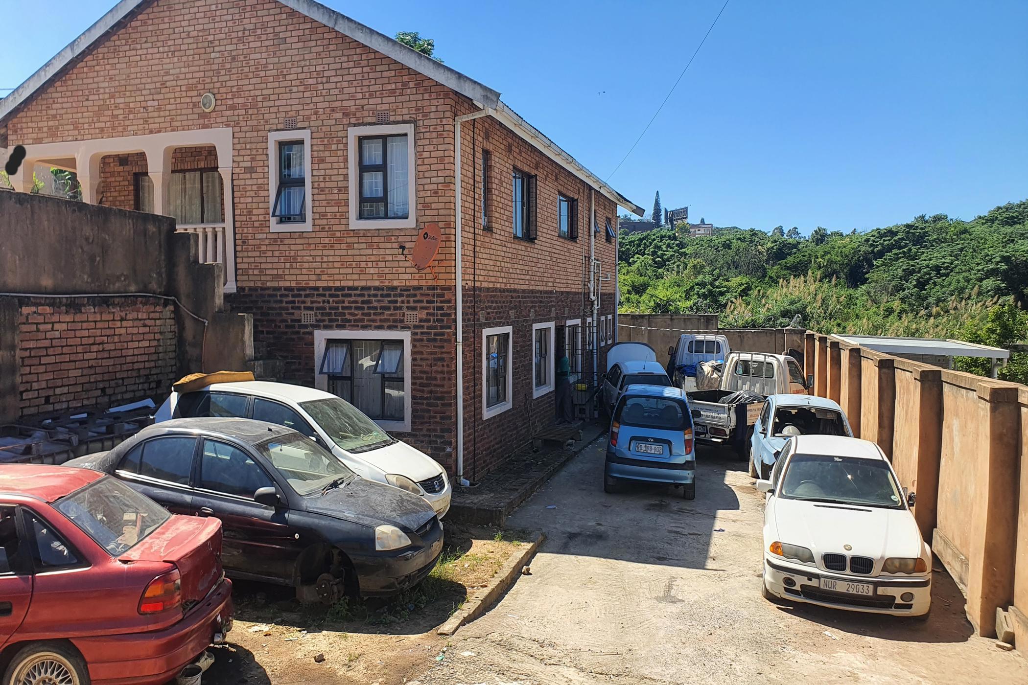 House sold in Palmiet, Reservoir Hills - 1WP1693759