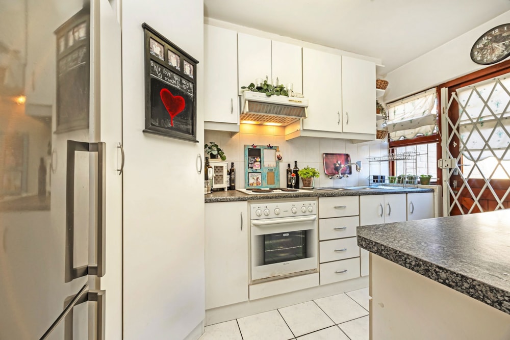 Double-storey cluster for sale in La Rochelle, Bellville - DBV1693330