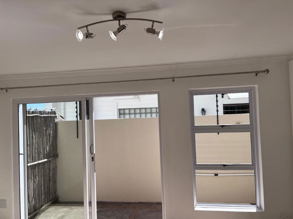 House to rent in Gordons Bay - SW1694137 House to rent in Gordons Bay - SW1694137