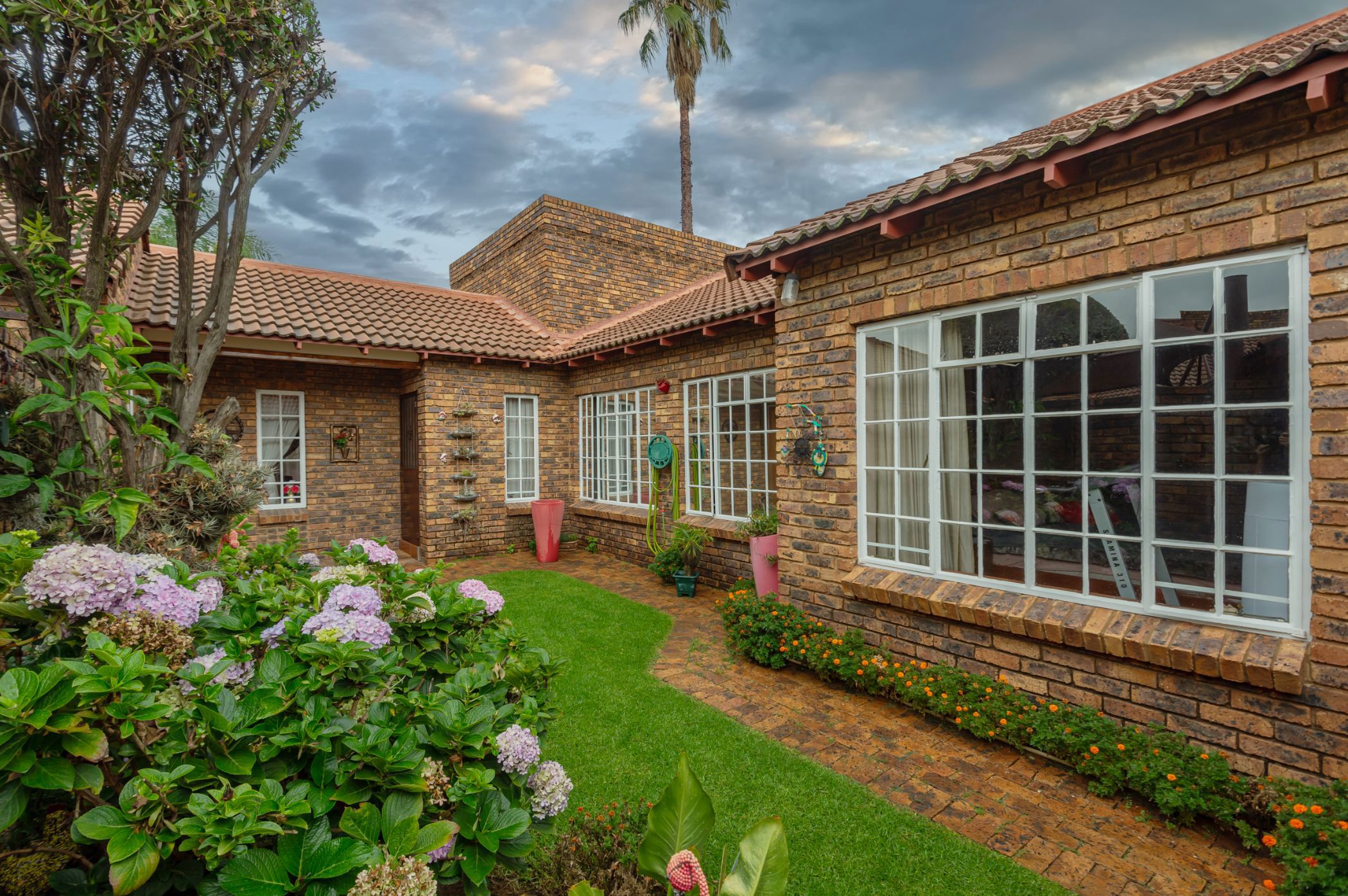 Apartment for sale in Brackendowns - 1GV1692019