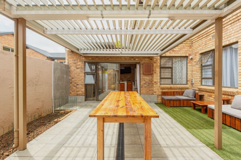 Apartment sold in New Redruth - 1GV1691343 Apartment sold in New Redruth - 1GV1691343