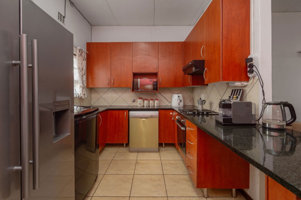 Apartment sold in New Redruth - 1GV1691343 Apartment sold in New Redruth - 1GV1691343