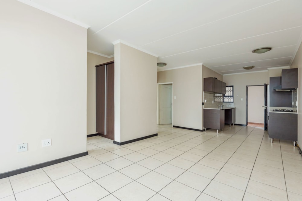Apartment sold in Oakdene, Johannesburg - 1GV1696525 Apartment sold in Oakdene, Johannesburg - 1GV1696525