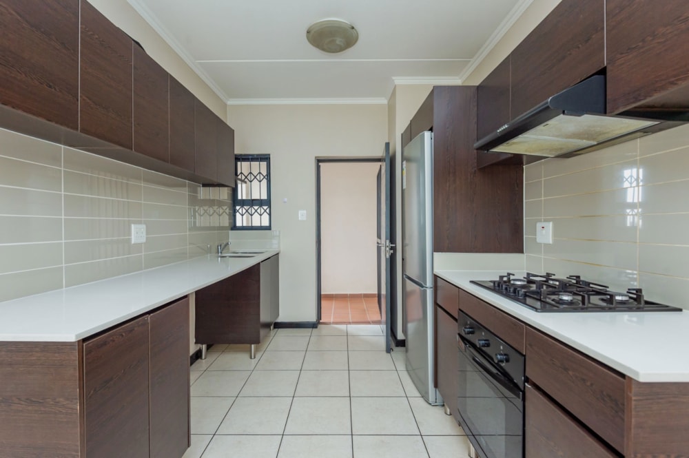 Apartment sold in Oakdene, Johannesburg - 1GV1696525 Apartment sold in Oakdene, Johannesburg - 1GV1696525