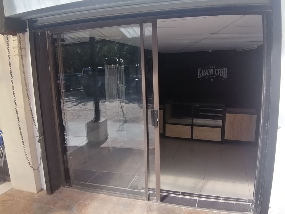 Commercial office let in Brackenhurst - 1GV1689824 Commercial office let in Brackenhurst - 1GV1689824