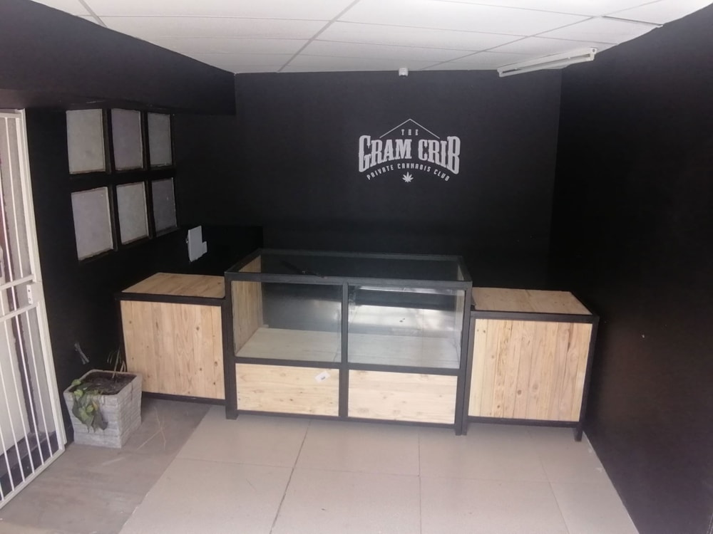 Commercial office let in Brackenhurst - 1GV1689824 Commercial office let in Brackenhurst - 1GV1689824