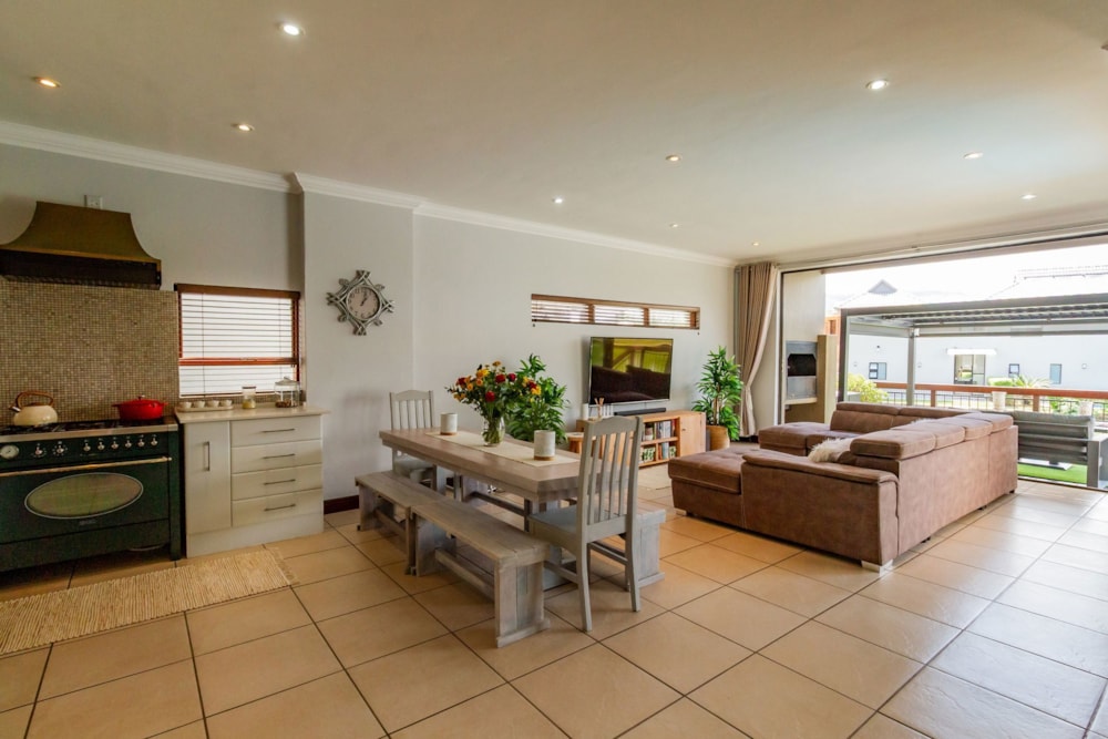 Double-storey house for sale in The Islands Estate - 1HR1694584 Double-storey house for sale in The Islands Estate - 1HR1694584