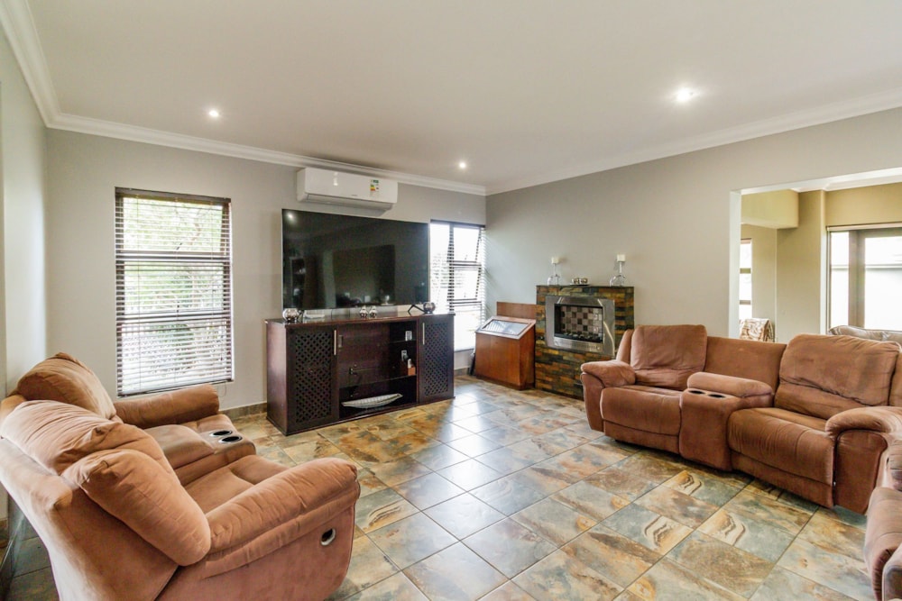 Security estate home for sale in Xanadu - 1HR1694933