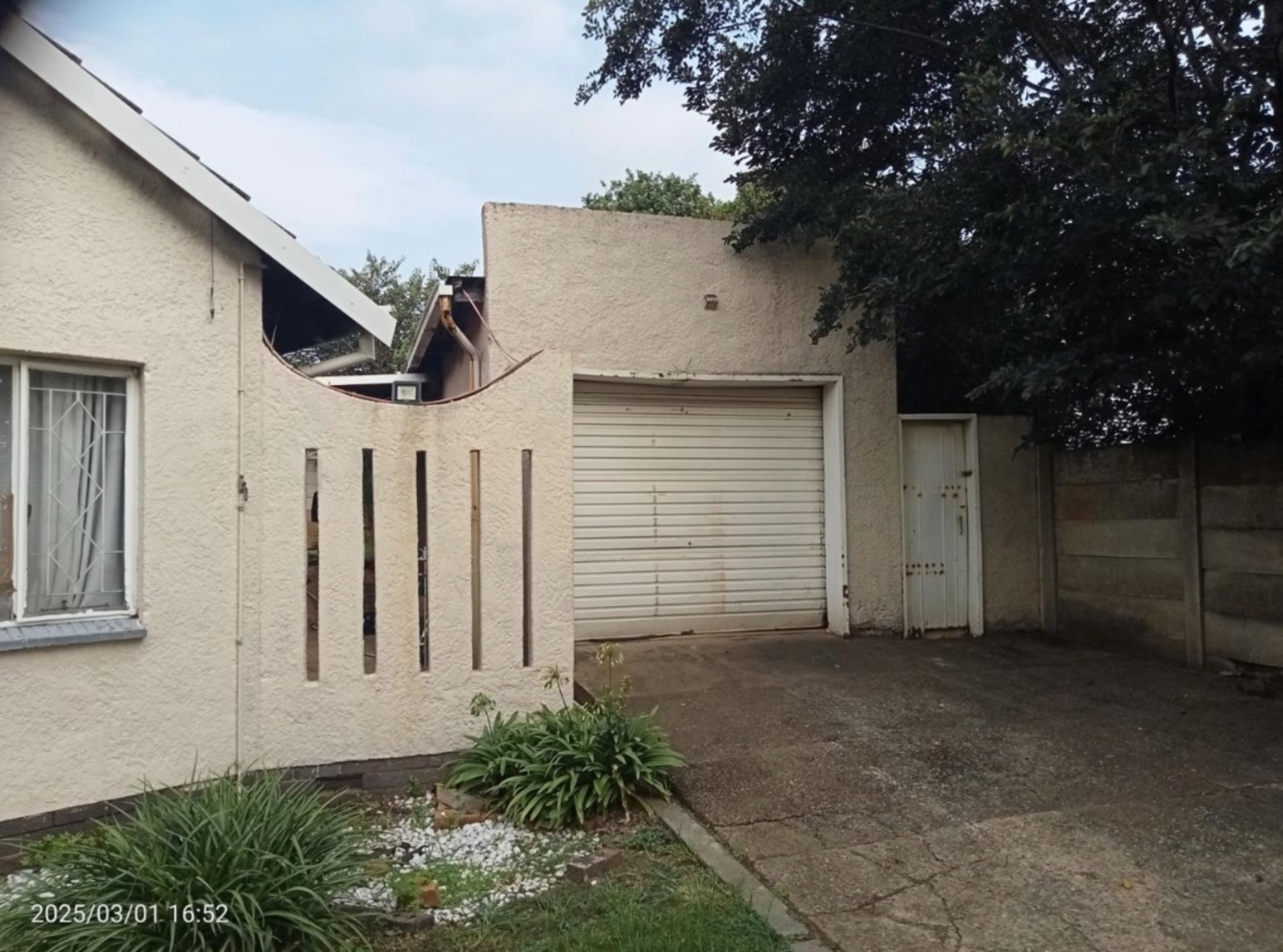 House for sale in Rhodesfield - KTP1693669