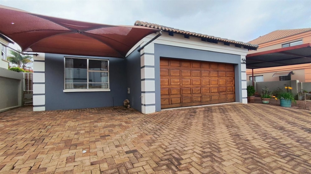 House sold in Van Riebeeck Park, Kempton Park - KTP1694680 House sold in Van Riebeeck Park, Kempton Park - KTP1694680