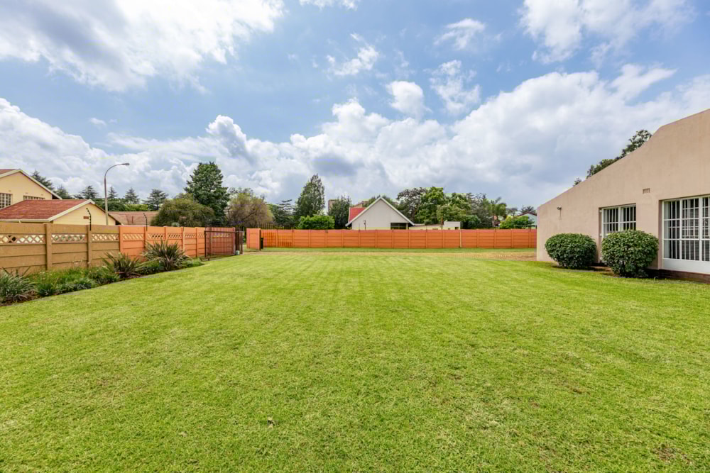 Security estate home sold in Van Riebeeck Park, Kempton Park - KTP1693247 Security estate home sold in Van Riebeeck Park, Kempton Park - KTP1693247