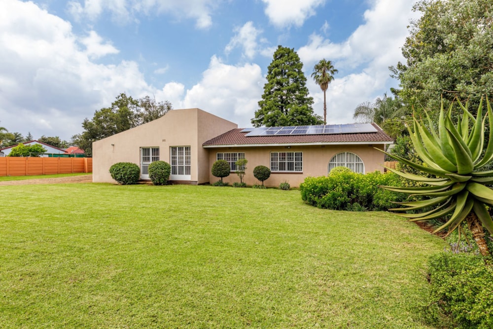 Security estate home sold in Van Riebeeck Park, Kempton Park - KTP1693247 Security estate home sold in Van Riebeeck Park, Kempton Park - KTP1693247