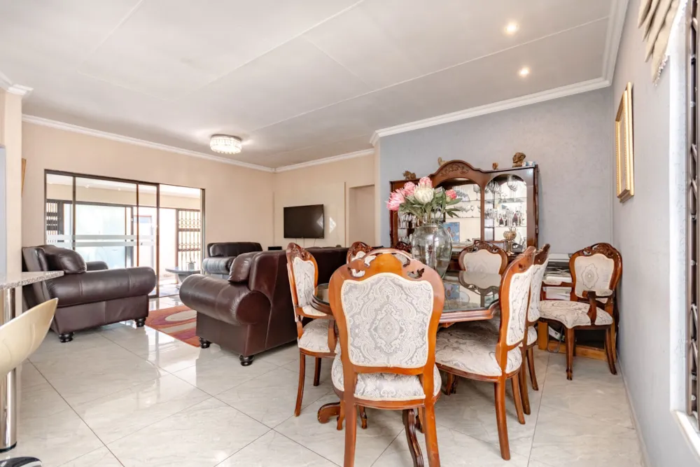 House sold in Glen Marais - KTP1684874 House sold in Glen Marais - KTP1684874