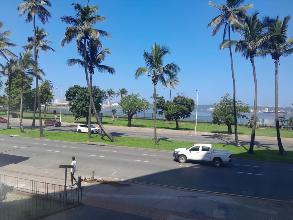 Bachelor apartment let in Durban Central - 1DA1693618 Bachelor apartment let in Durban Central - 1DA1693618