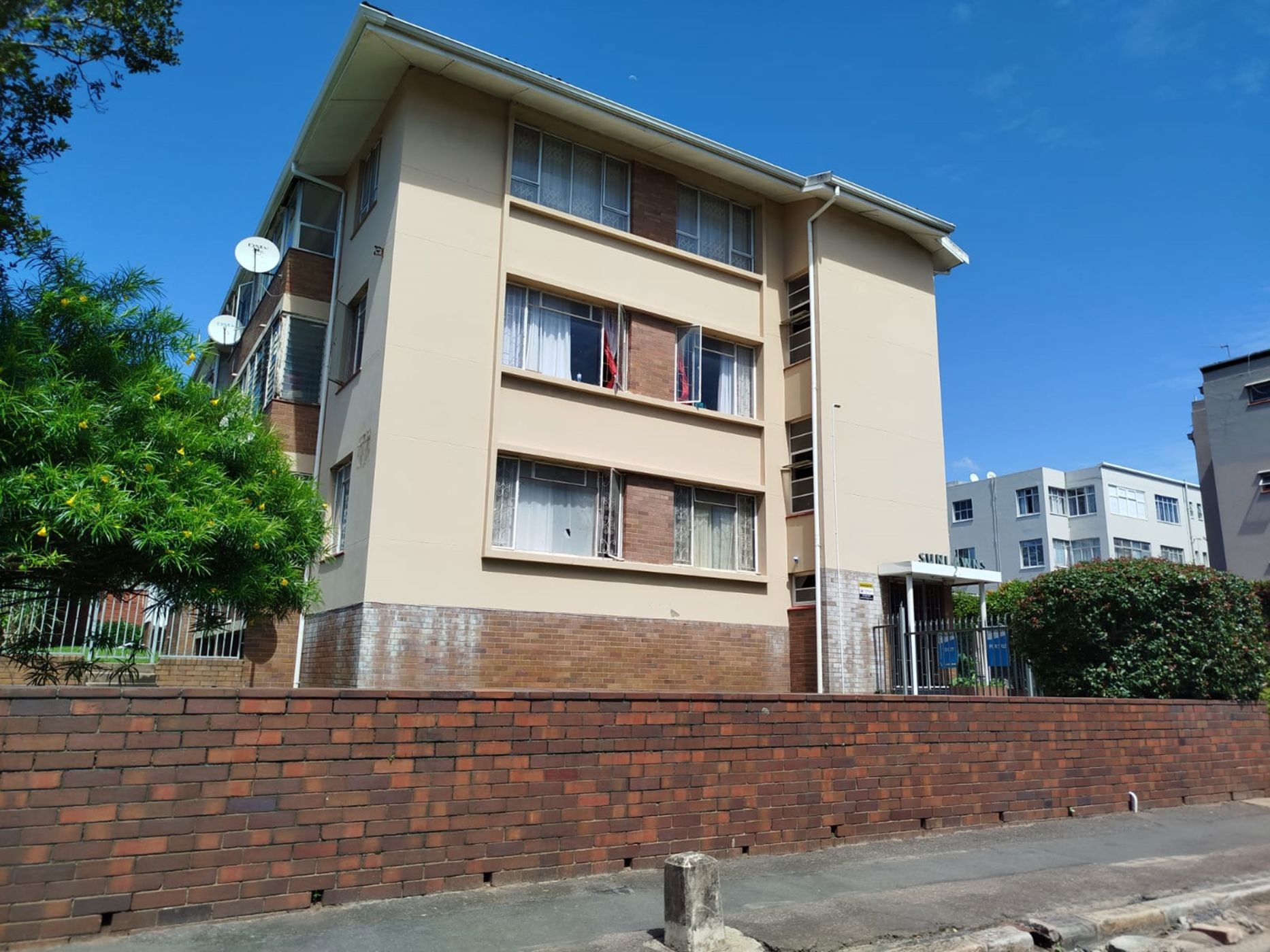 Apartment sold in Glenwood, Durban - 1DA1692879