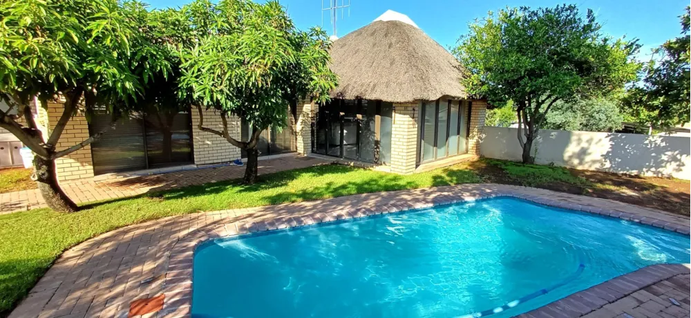 House for sale in Vanderkloof - 1KK1695180