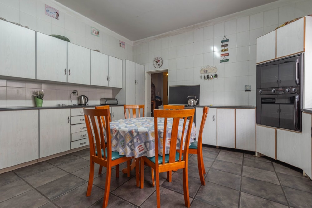 House for sale in Brenthurst - 1BJ1693135 House for sale in Brenthurst - 1BJ1693135